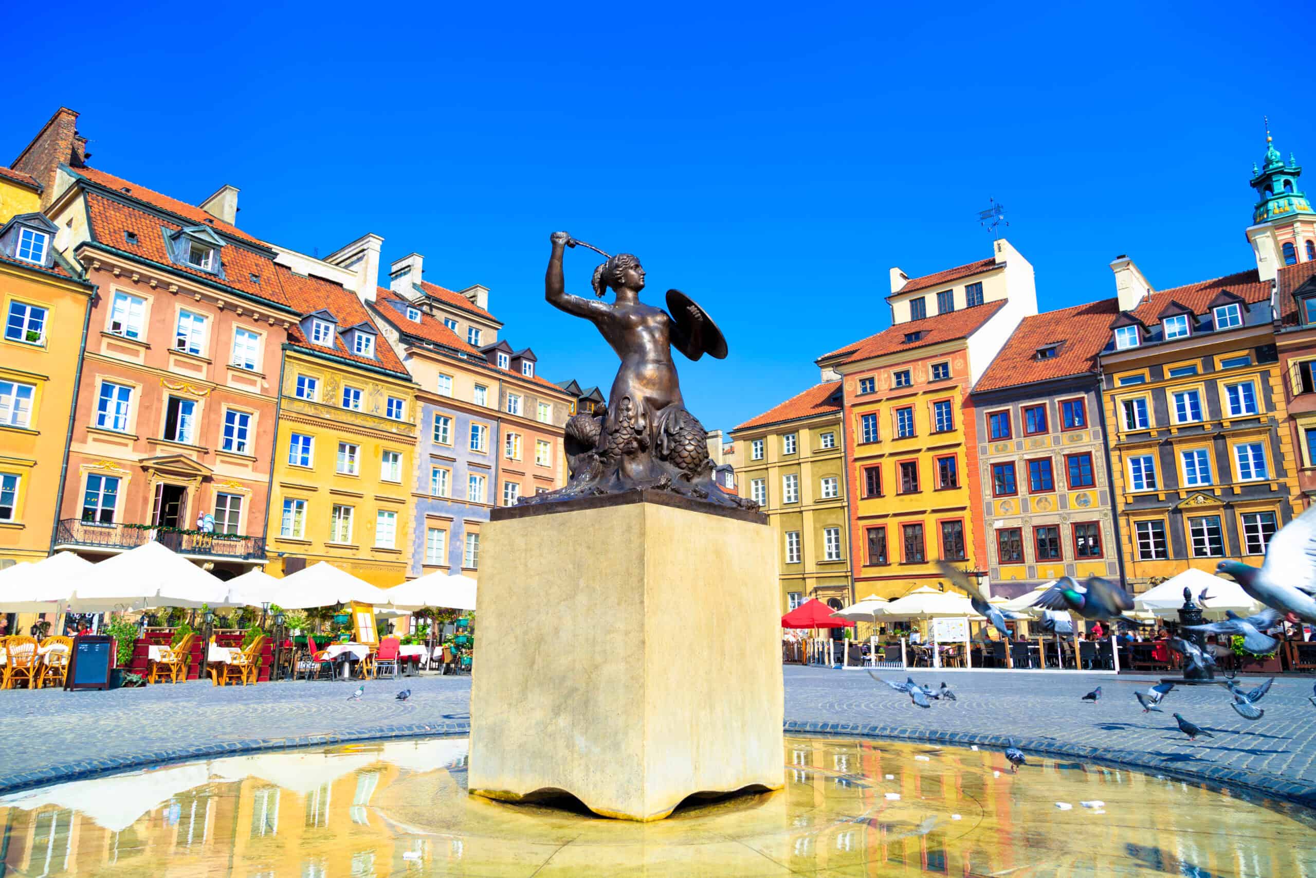 Mermaid statue in Old Town Market Square, Warsaw