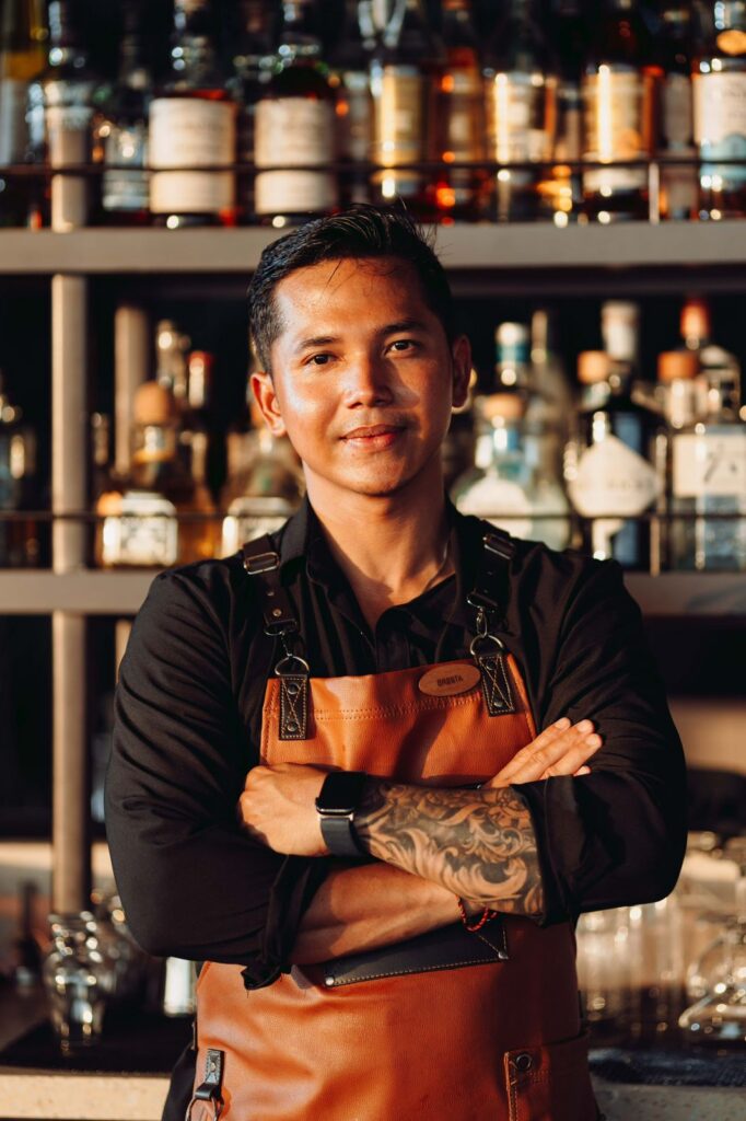 a bar supervisor and award-winning mixologist in the Maldives shares his best tips.